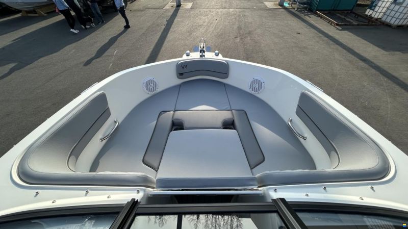 Bayliner VR 6 E