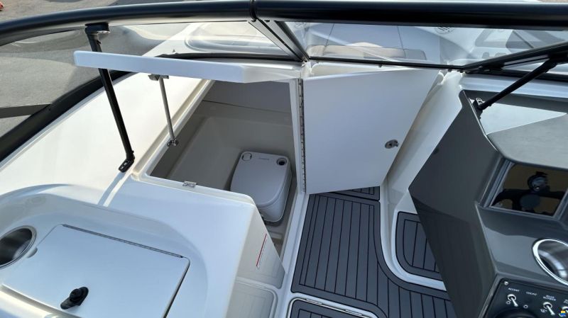 Bayliner VR 6 E