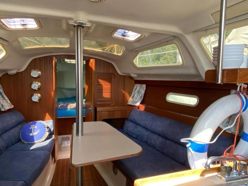 Hunter 310