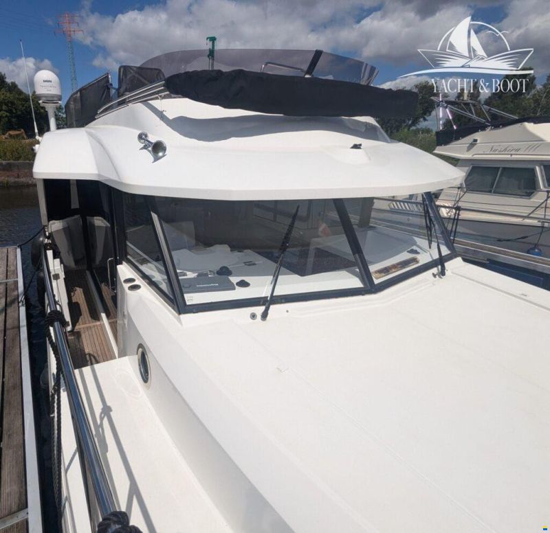 Beneteau Swift Trawler 30
