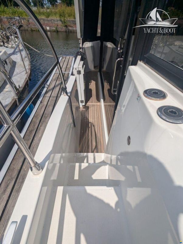 Beneteau Swift Trawler 30