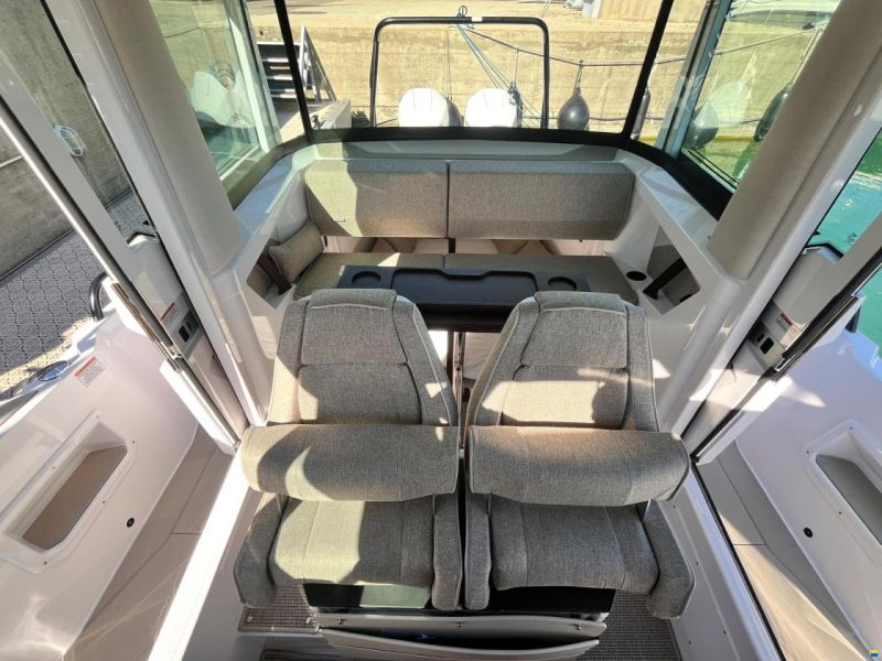 Axopar 29 XC Cross Cabin