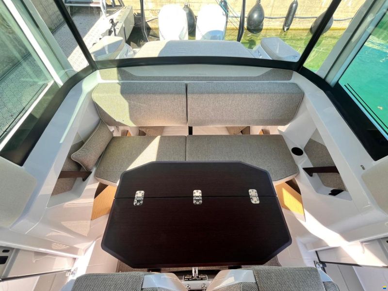 Axopar 29 XC Cross Cabin