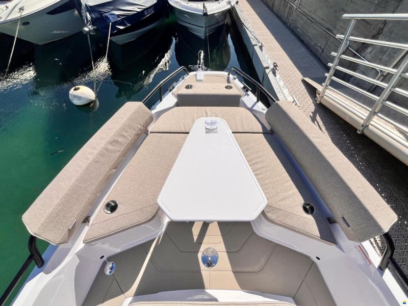 Axopar 29 XC Cross Cabin