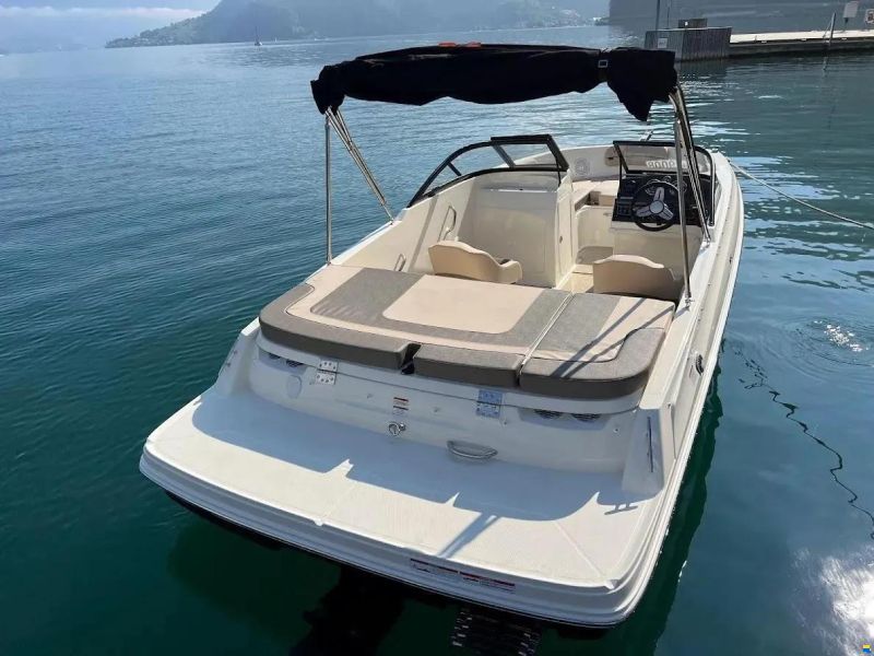 Bayliner VR4 BowRider