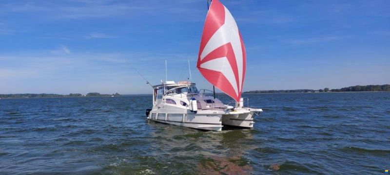 Bond Yachts MC30 Motorcat