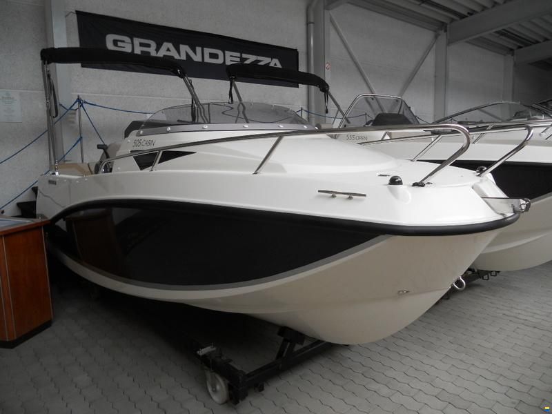 Quicksilver Activ 505 Cabin
