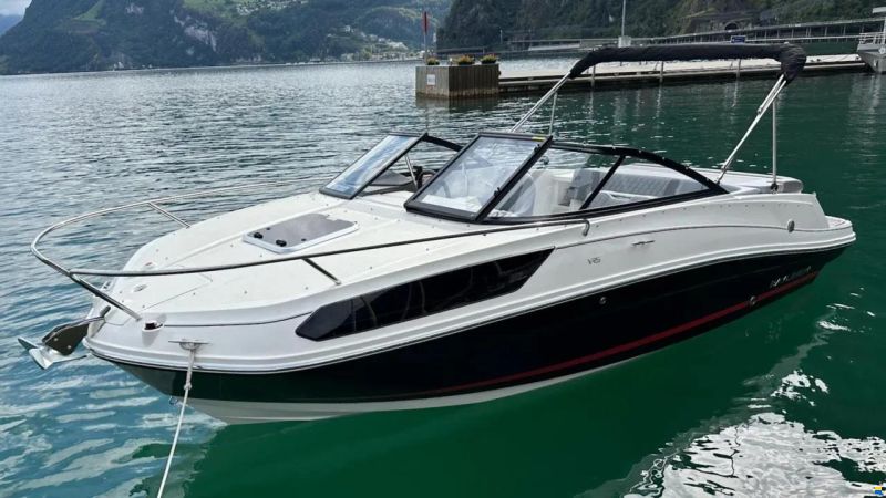 Bayliner VR5 Cuddy