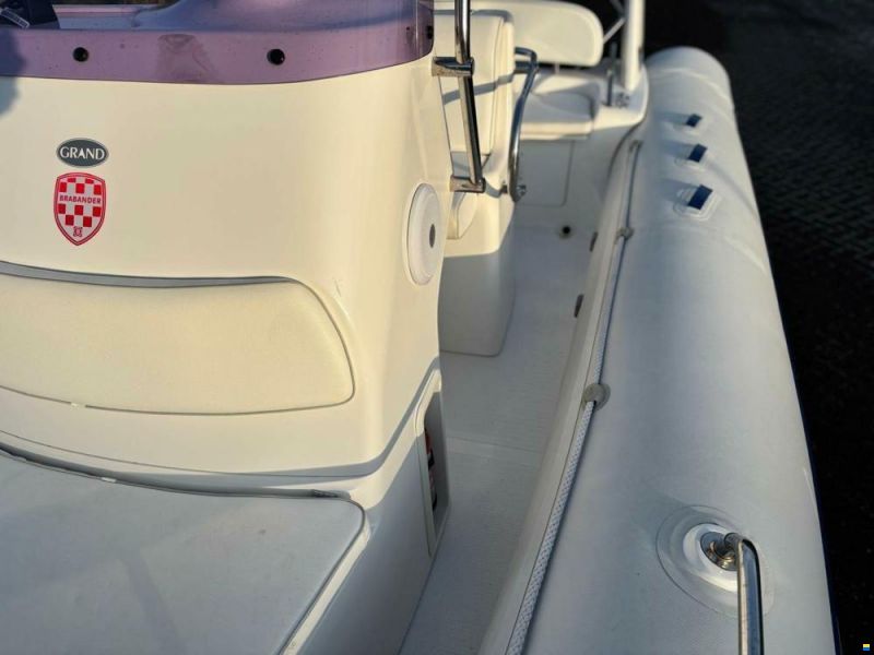 Grand 650 Silverline Suzuki 200pk