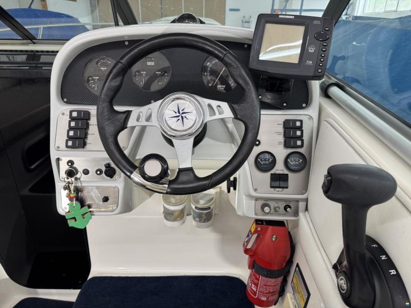 Celebrity 265 Sport Cruiser