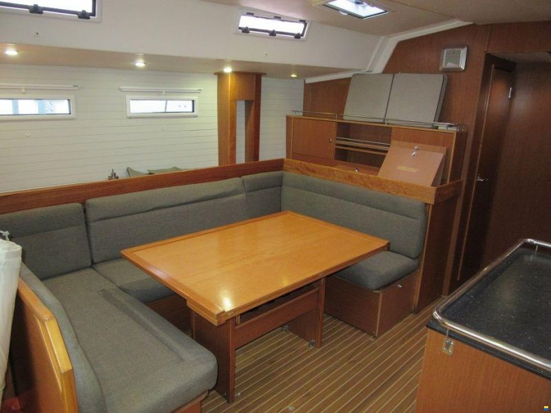 BAVARIA CRUISER 55