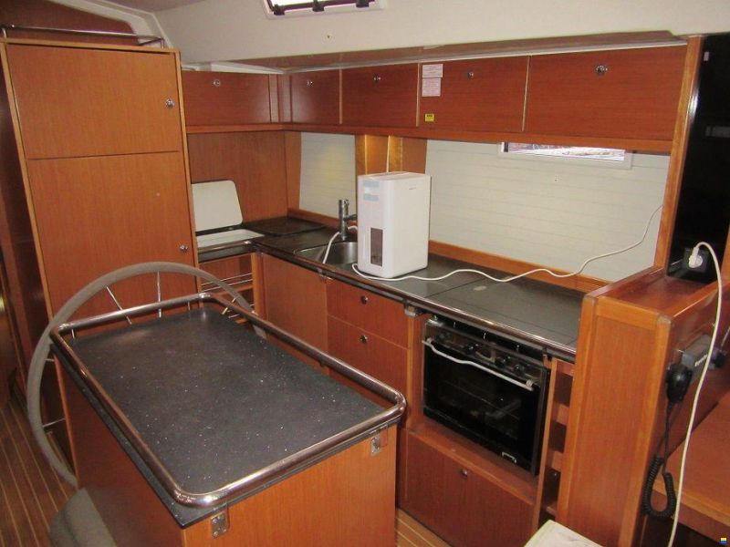 BAVARIA CRUISER 55