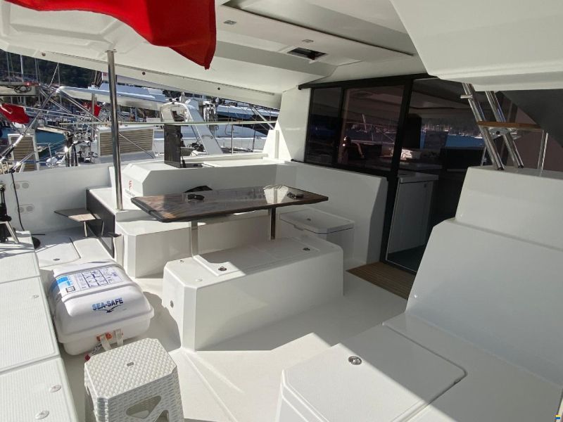 Fountaine Pajot Astrea 42