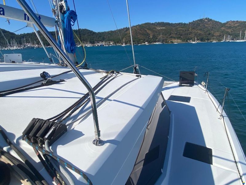 Fountaine Pajot Astrea 42