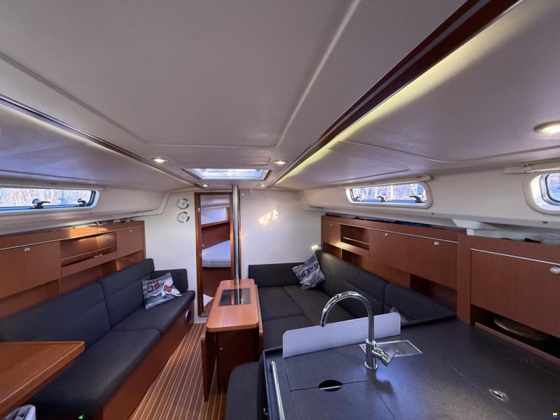 Hanse 385-3