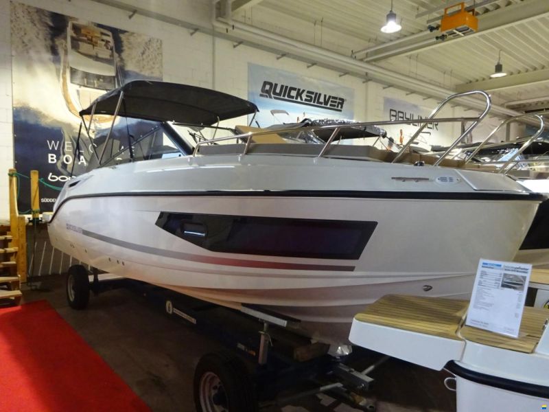 Quicksilver Activ 755 Cruiser
