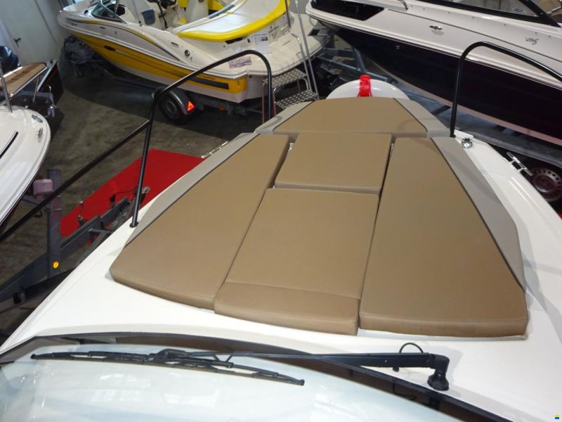 Quicksilver Activ 705 Weekend