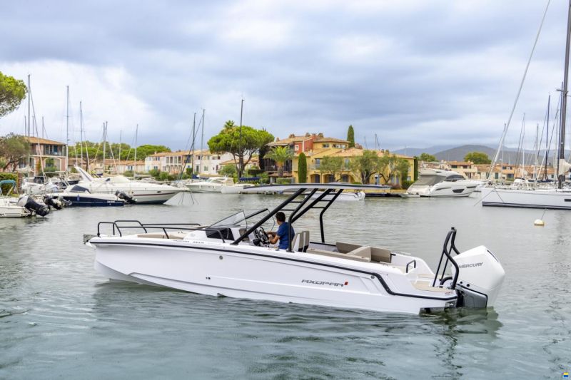 Axopar 25 Cross-Top