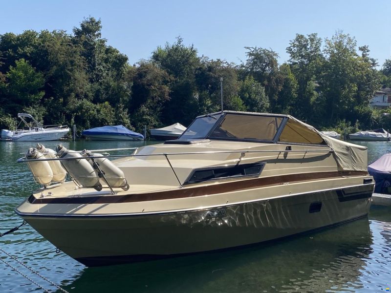 Regal Ambassador 245 XL