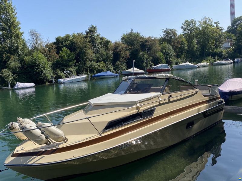 Regal Ambassador 245 XL