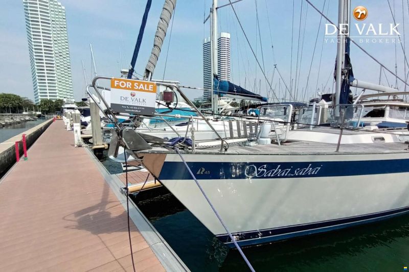 Hallberg-Rassy 45