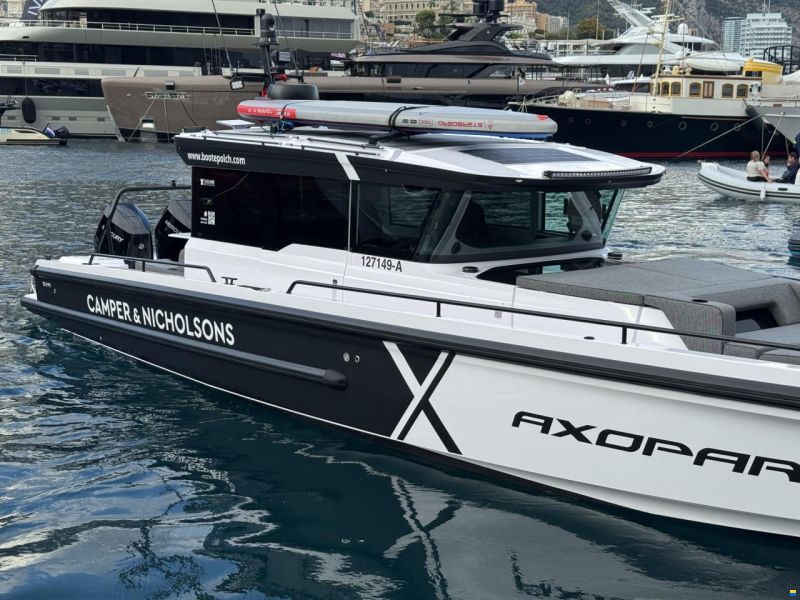 Axopar 37 Cross Cabin