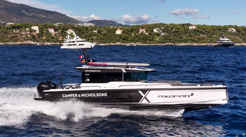 Axopar 37 Cross Cabin