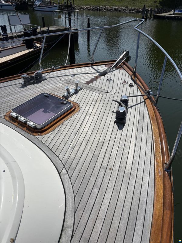Rapsody 48 Offshore