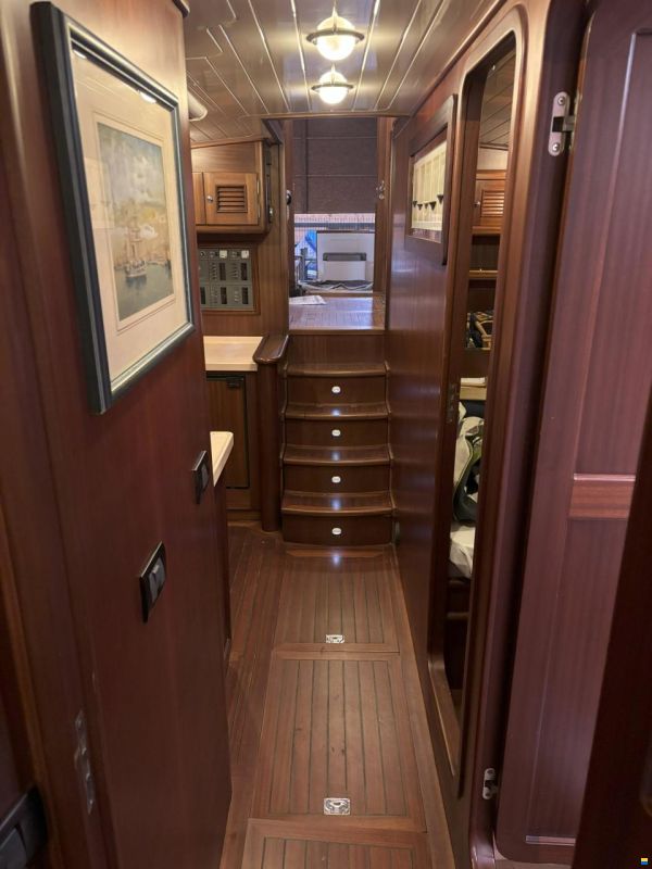 Rapsody 48 Offshore