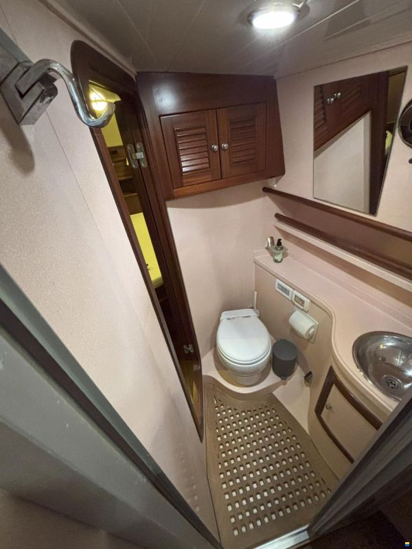 Rapsody 48 Offshore