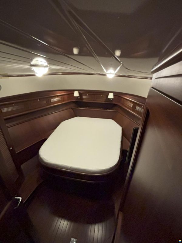 Rapsody 48 Offshore