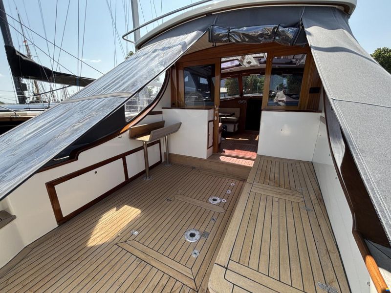 Rapsody 48 Offshore