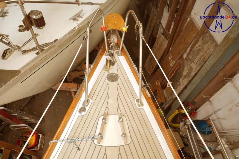 Hallberg-Rassy Mistress 32