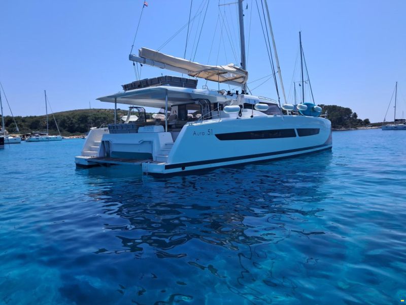 Fountaine Pajot Aura 51