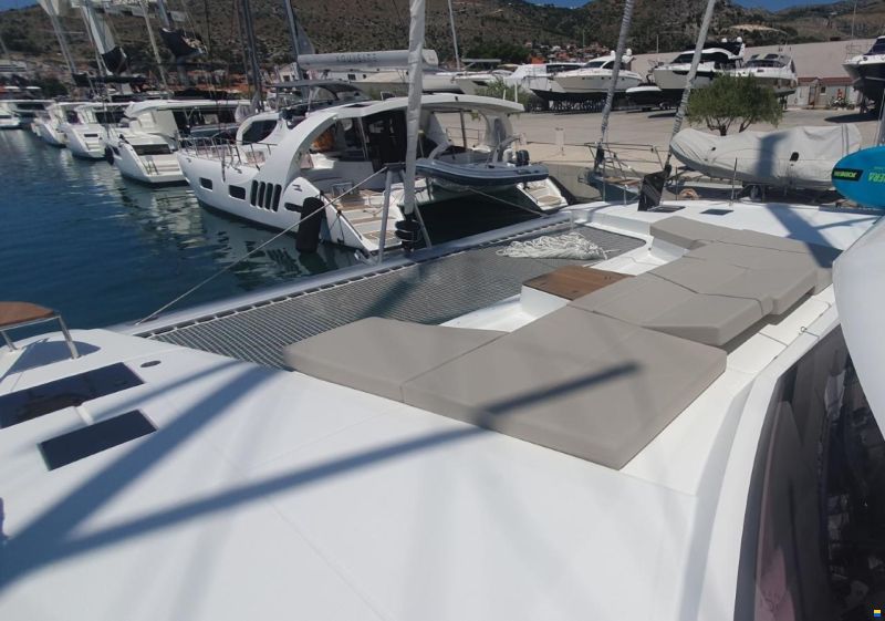 Fountaine Pajot Aura 51