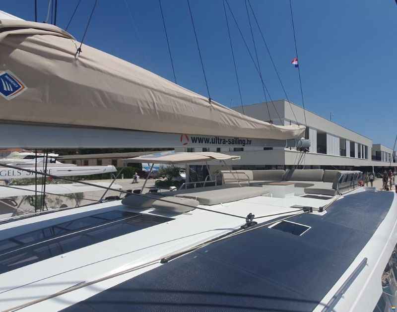Fountaine Pajot Aura 51
