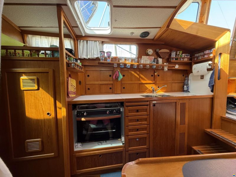 NAUTICAT 331