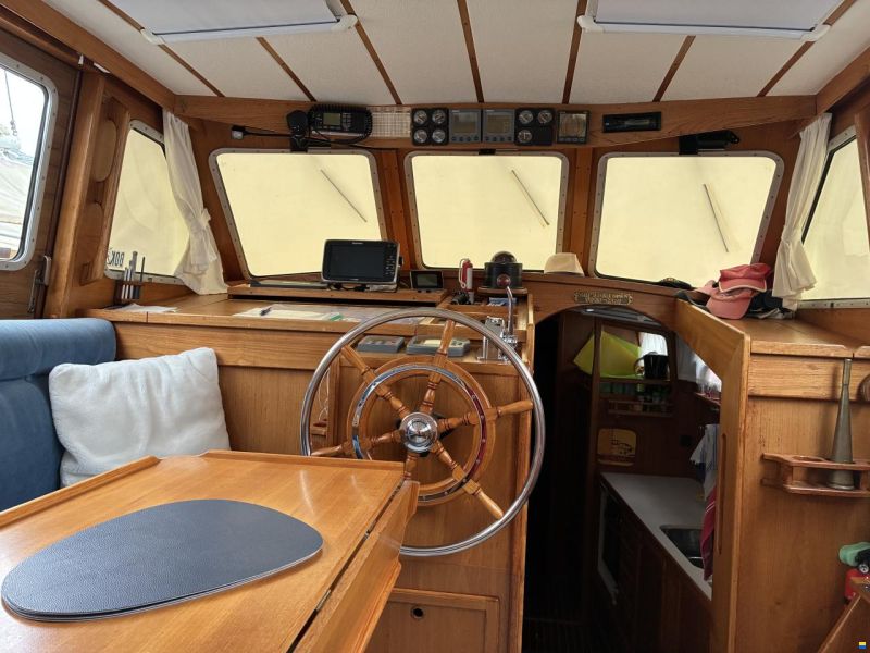 Nauticat 331
