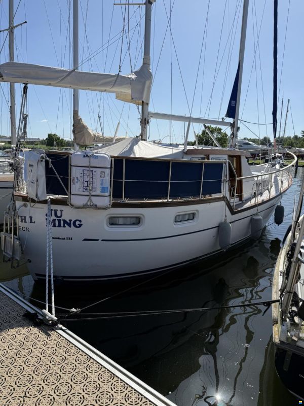 NAUTICAT 331