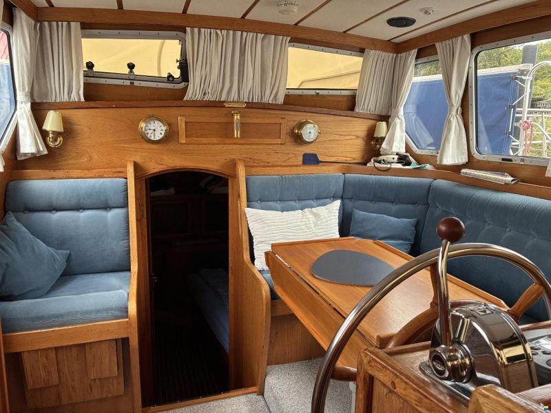 Nauticat 331