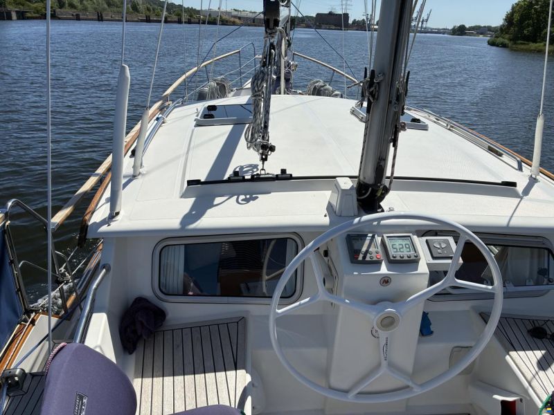 NAUTICAT 331