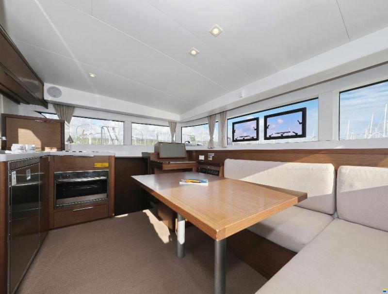 Lagoon 40