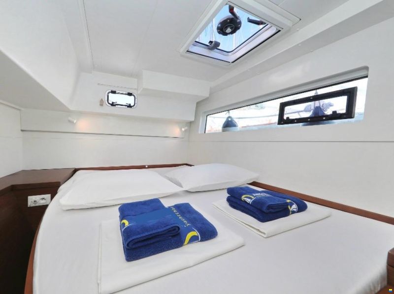 Lagoon 40