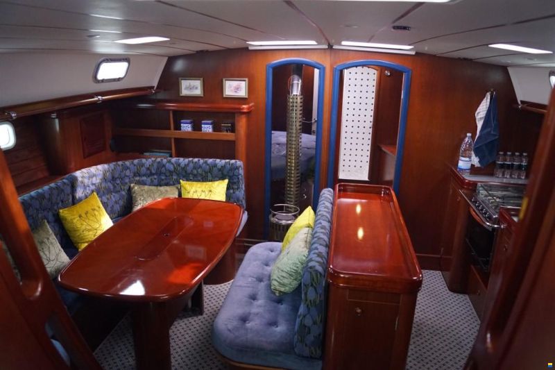 One Off Design 50 feet Decksalon yacht