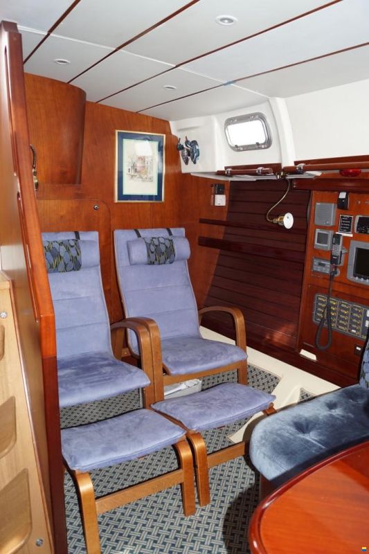 One Off Design 50 feet Decksalon yacht