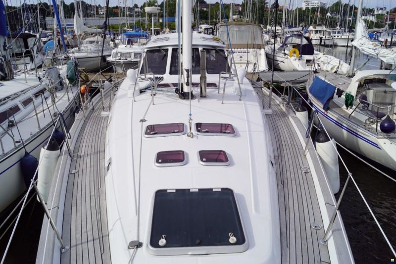 One Off Design 50 feet Decksalon yacht