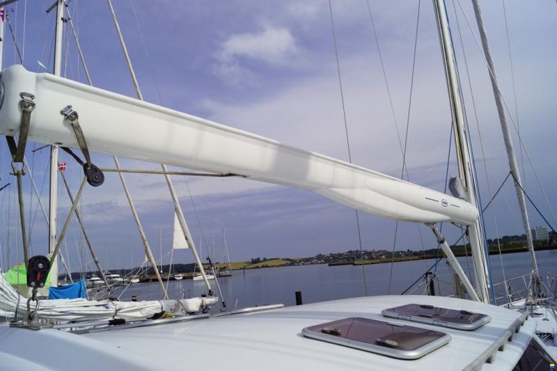 One Off Design 50 feet Decksalon yacht
