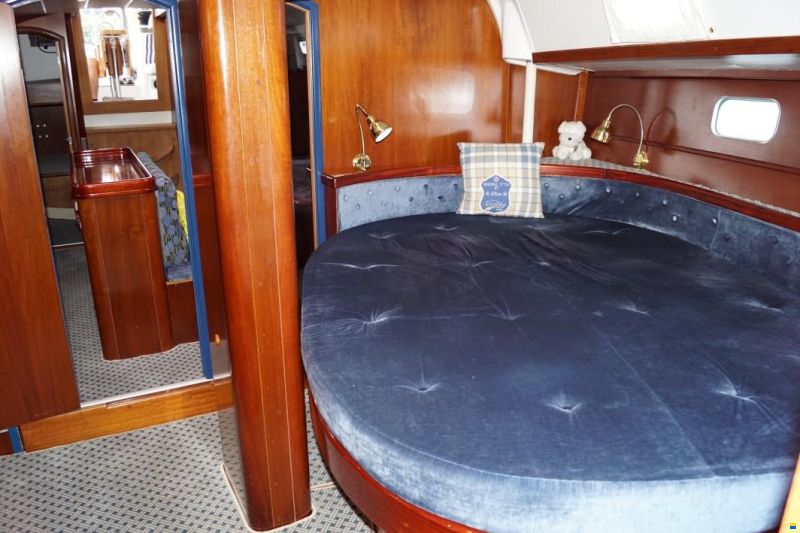 One Off Design 50 feet Decksalon yacht