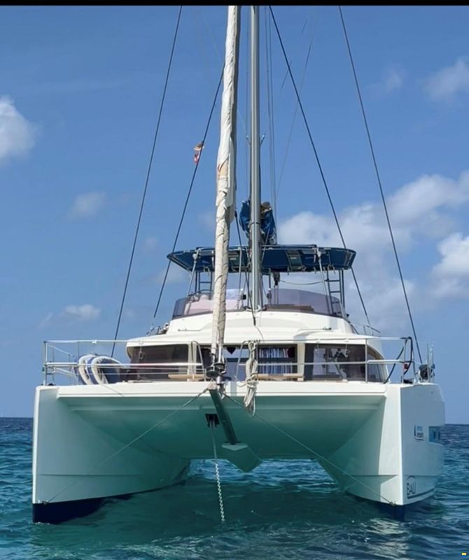 Bali Catamarans 4.3