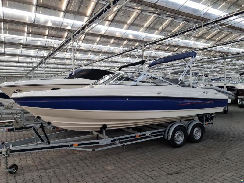 Bayliner 225